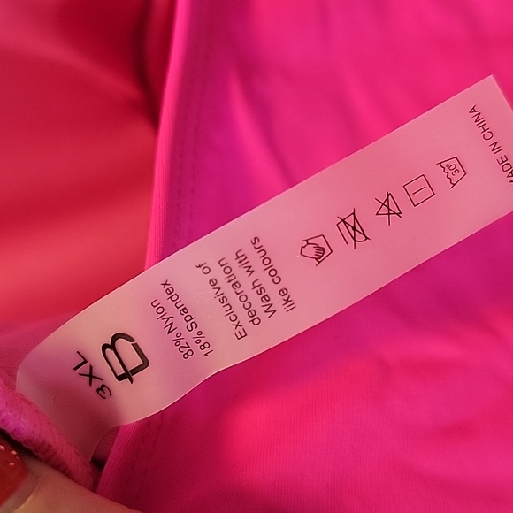 NWOT Blooming Jelly Halter Skirted One Piece Bathing Suit Size 3X - Picture 7 of 7